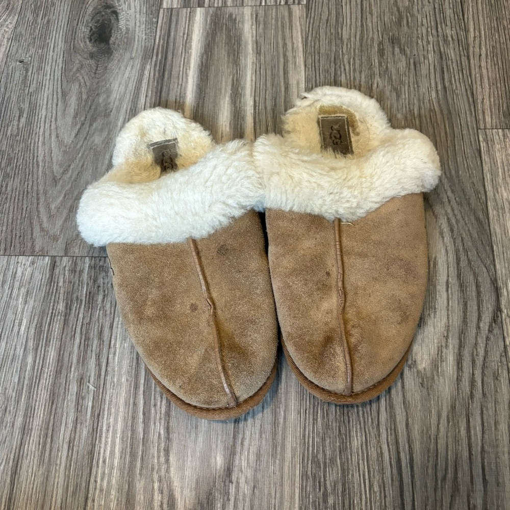 Ugg Scuffette Il Slippers - Picture 2 of 6